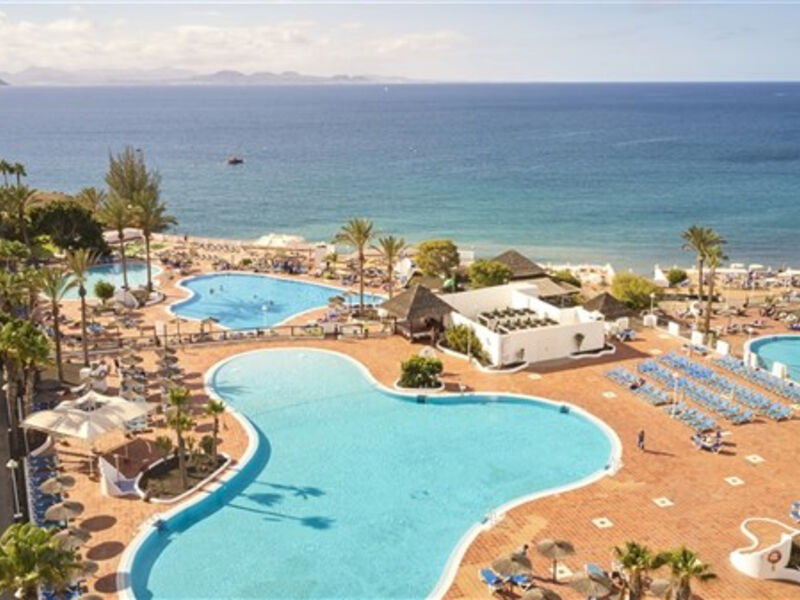 Sandos Papagayo Beach Resort