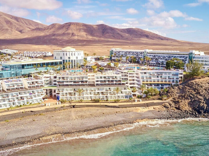 Sandos Papagayo Beach Resort