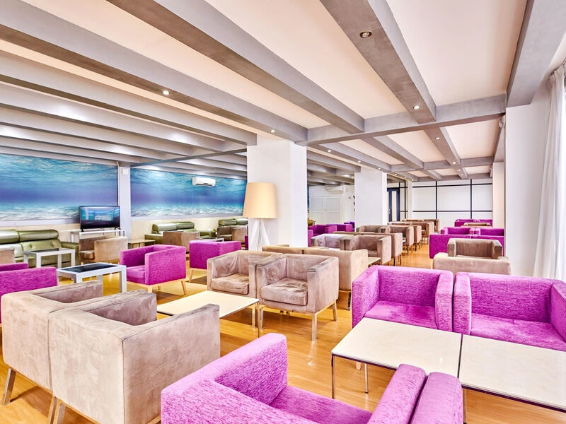 Sandos Papagayo Beach Resort