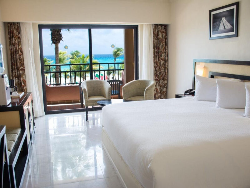 Sandos Playacar Beach Resort