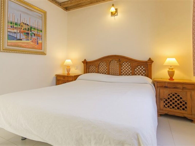 Bungalovy Sands Beach Resort