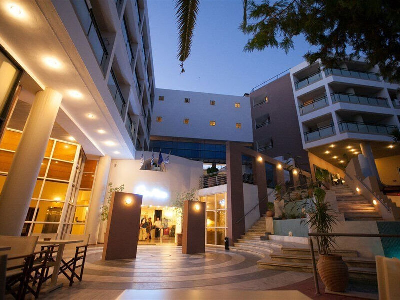 Santa Marina Agios Nikolaos
