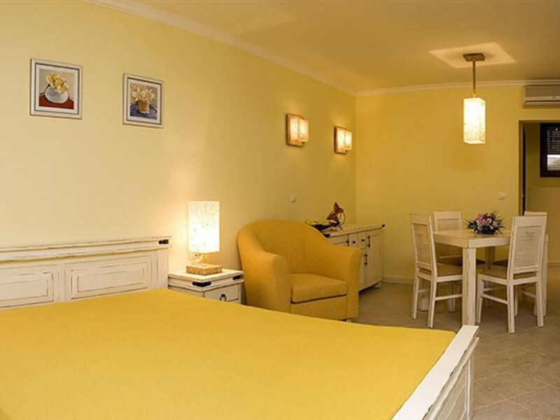 Santa Marina Holiday Village