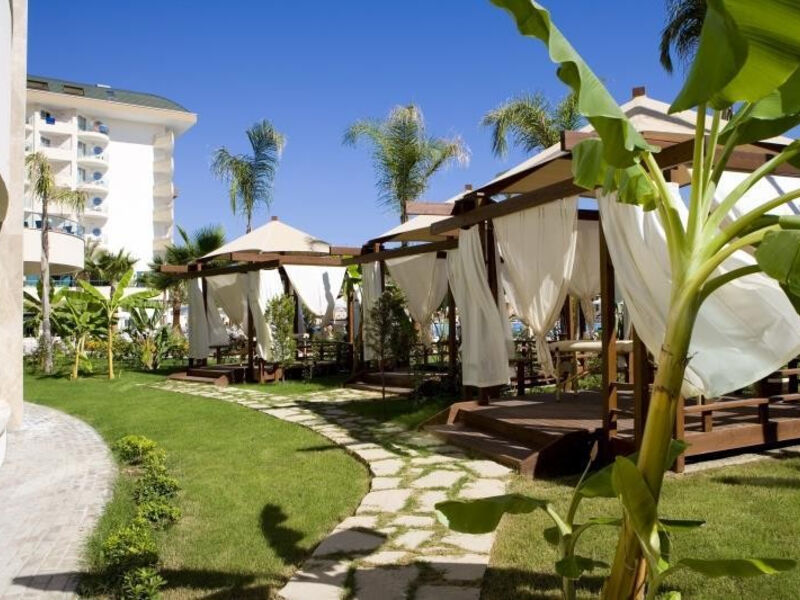 Saphir Resort & Spa
