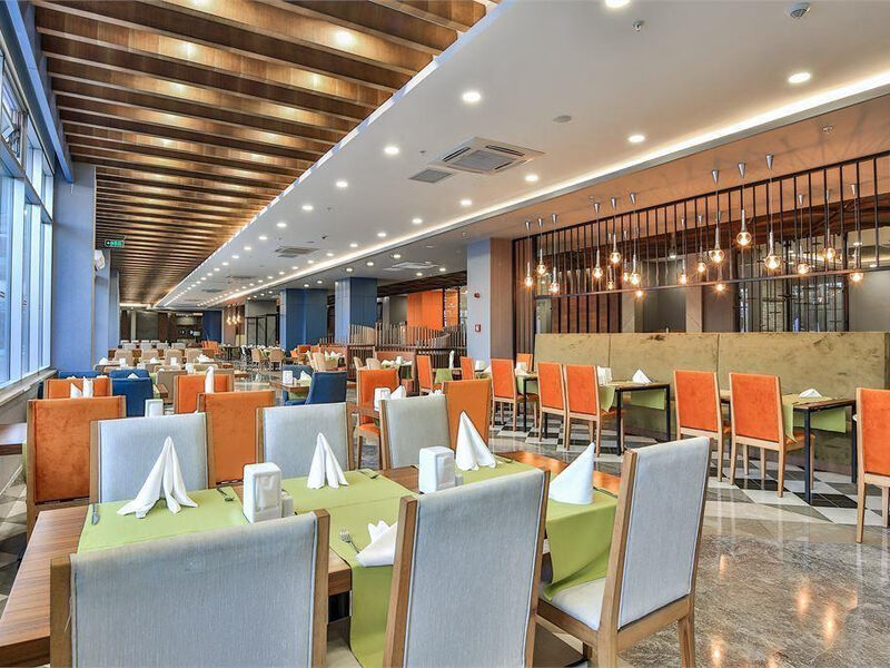 Saturn Palace Resort