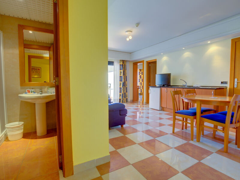 Sbh Crystal Beach & Suites