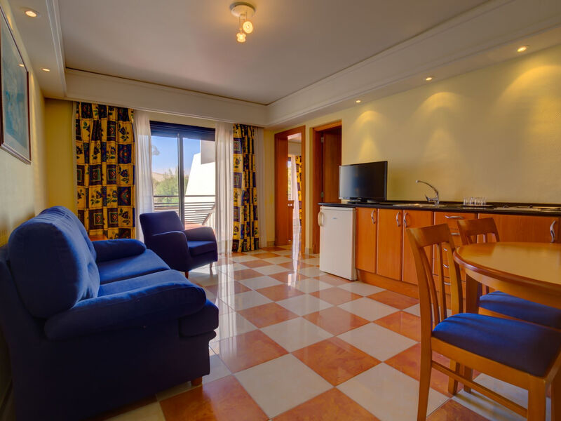 Sbh Crystal Beach & Suites