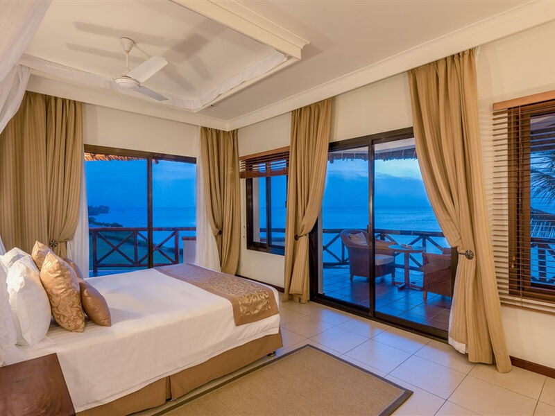 Sea Cliff Resort & Spa