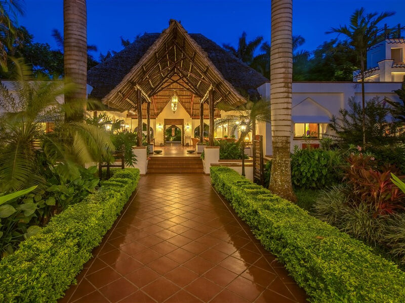 Sea Cliff Resort & Spa