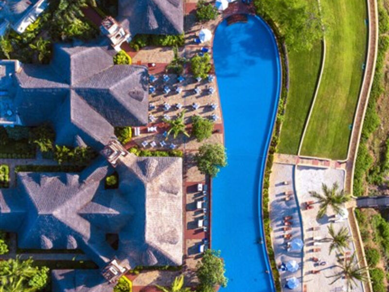 Sea Cliff Resort & Spa