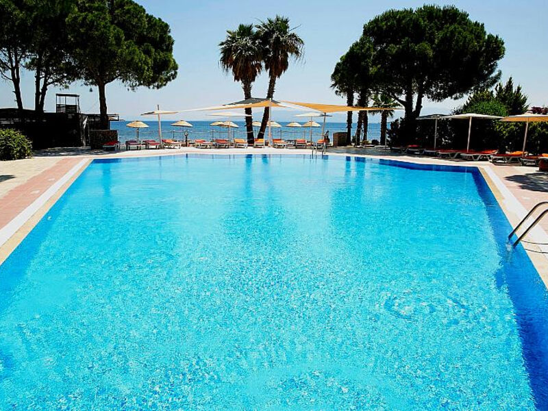 Sea Side Beach Club