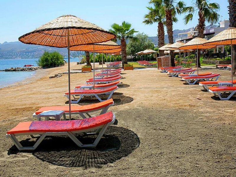 Sea Side Beach Club