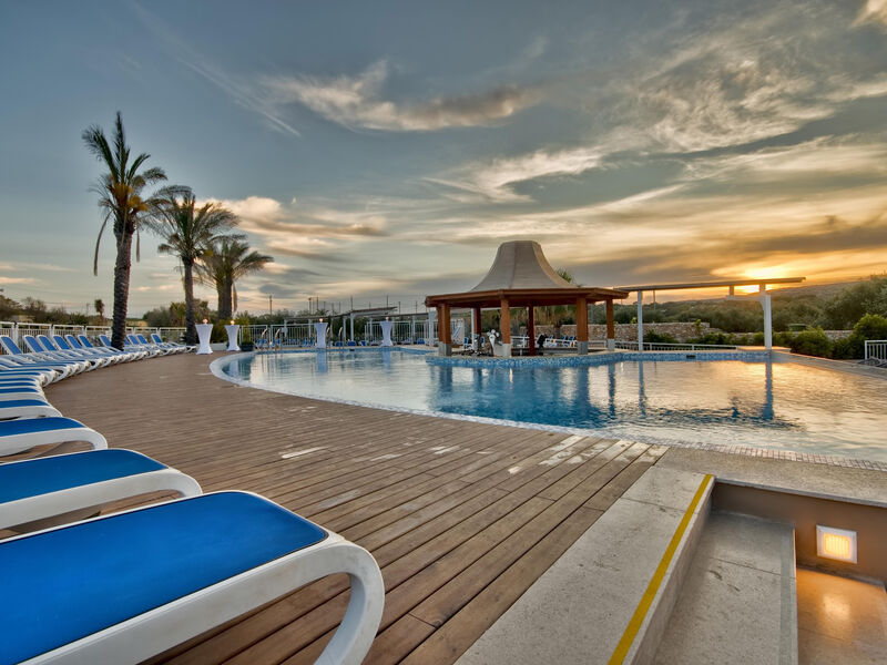 Db Seabank Resort & Spa