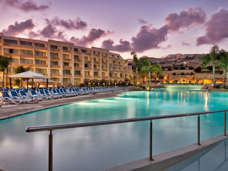 Db Seabank Resort + Spa