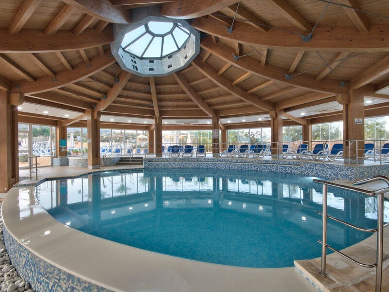 Db Seabank Resort + Spa