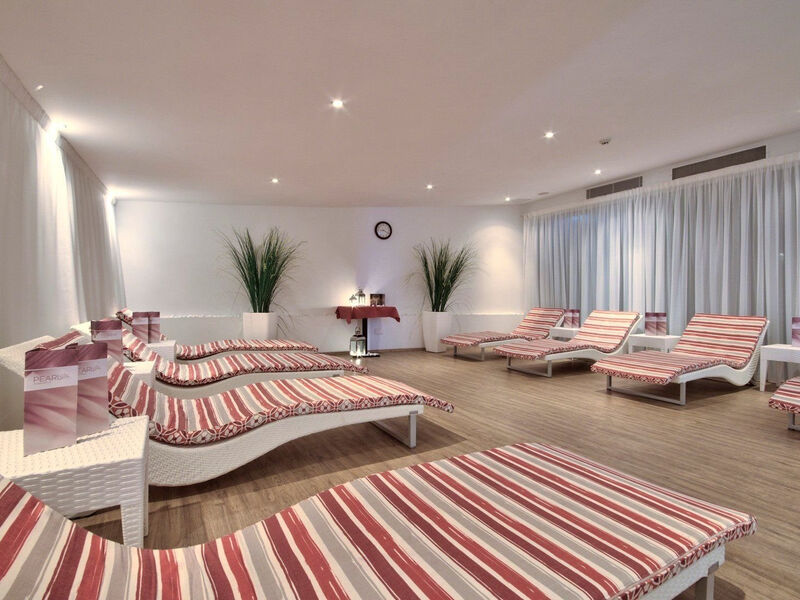 Db Seabank Resort + Spa