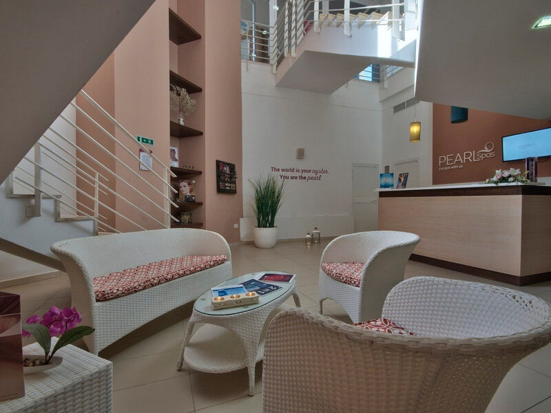 Db Seabank Resort + Spa