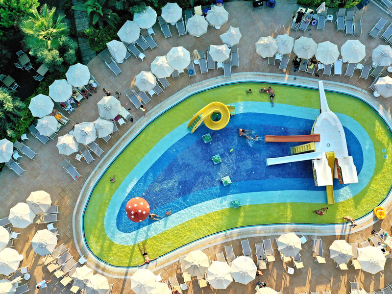 Sea World Resort & Spa