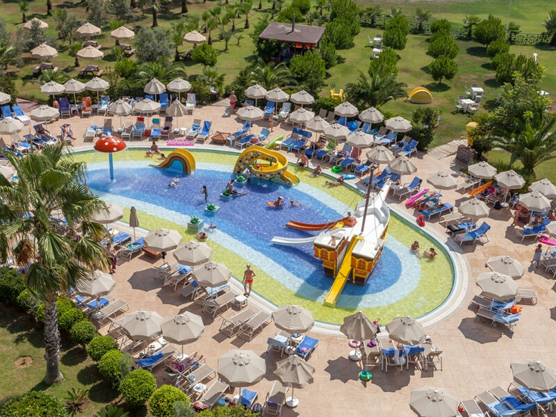 Seaden Sea World Resort & Spa