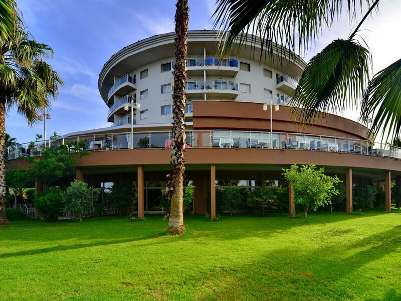 Seaden Sea World Resort Spa