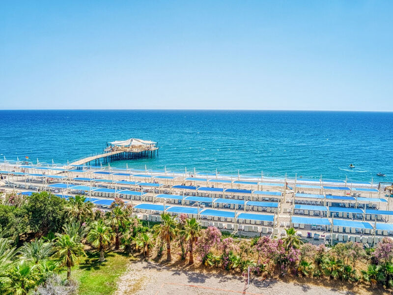 Sea World Resort & Spa