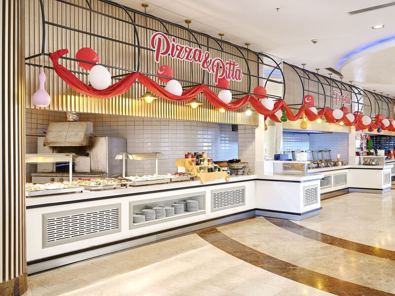 Sea World Resort & Spa