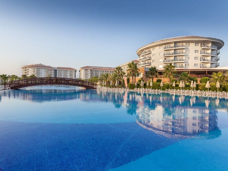 Seaden Sea World Resort & Spa