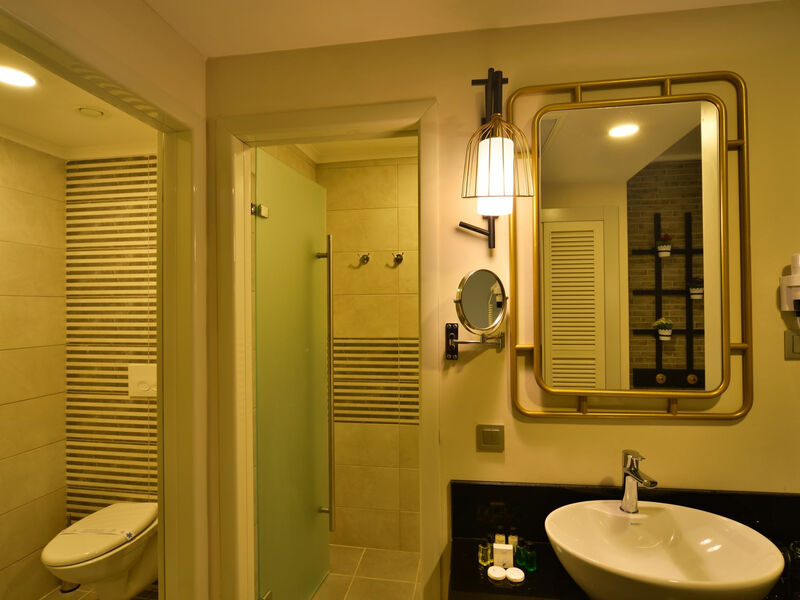 Seaden Valentine Resort & Spa