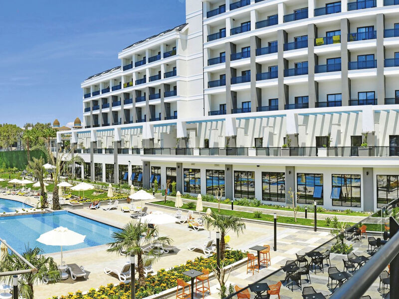 Seaden Valentine Resort & Spa