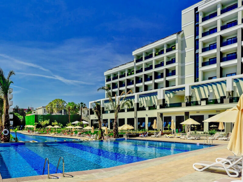 Seaden Valentine Resort & Spa