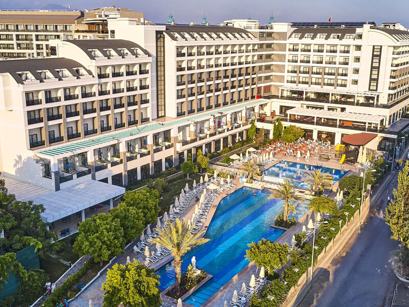 Seaden Valentine Resort & Spa