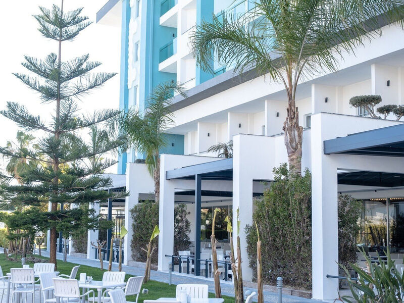 Seashell Resort