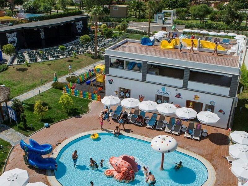 Seashell Resort