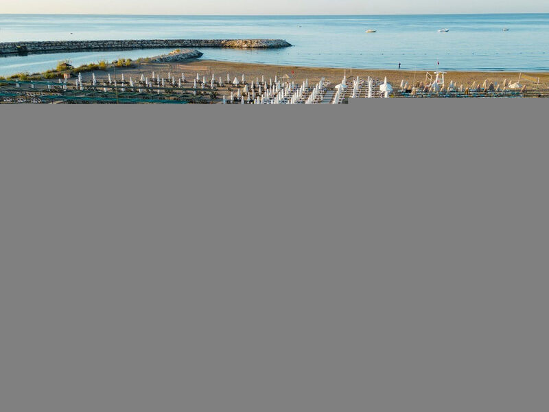 Seashell Resort