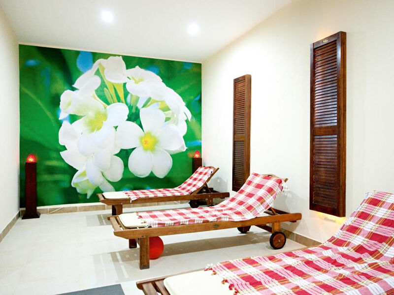 Seashells Resort at Suncrest