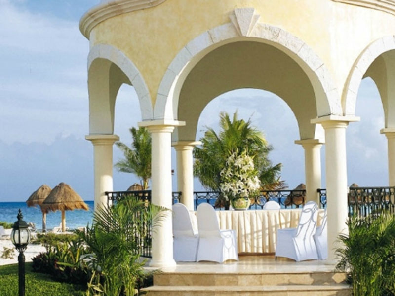 Secrets Capri Riviera Cancun