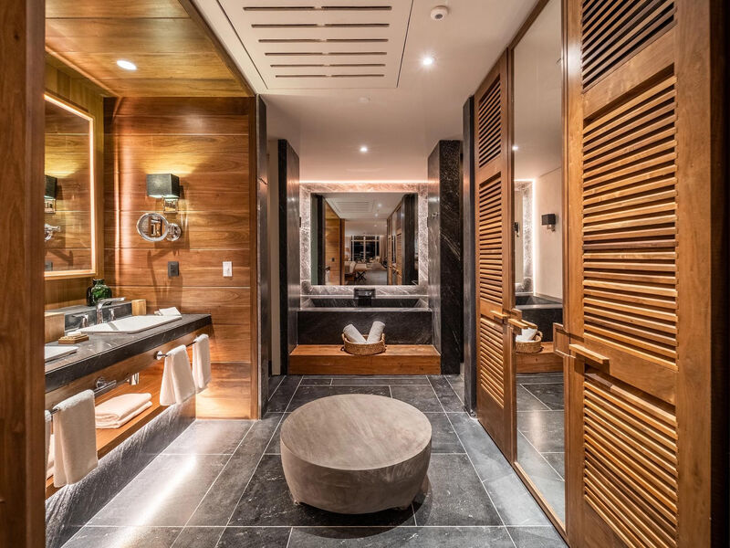 Secrets Impression Moxche