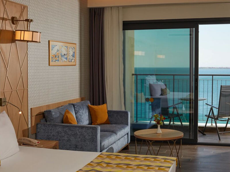 Secrets Sunny Beach Resort & Spa