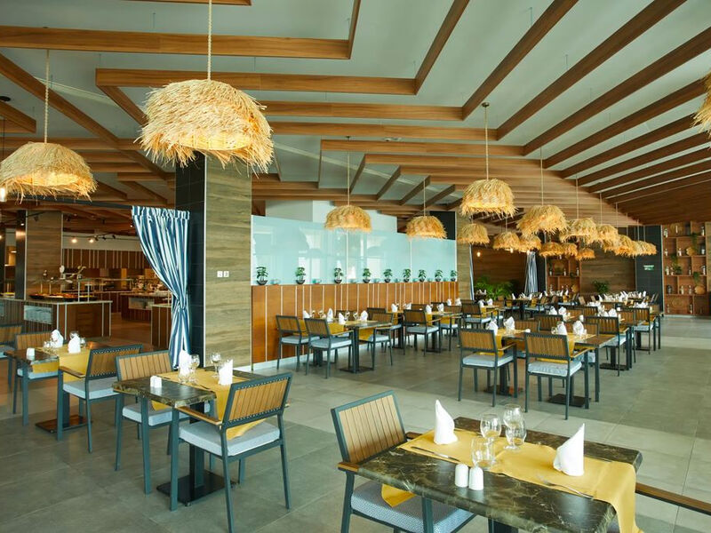 Secrets Sunny Beach Resort & Spa