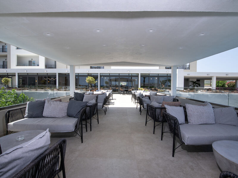 Selini Suites
