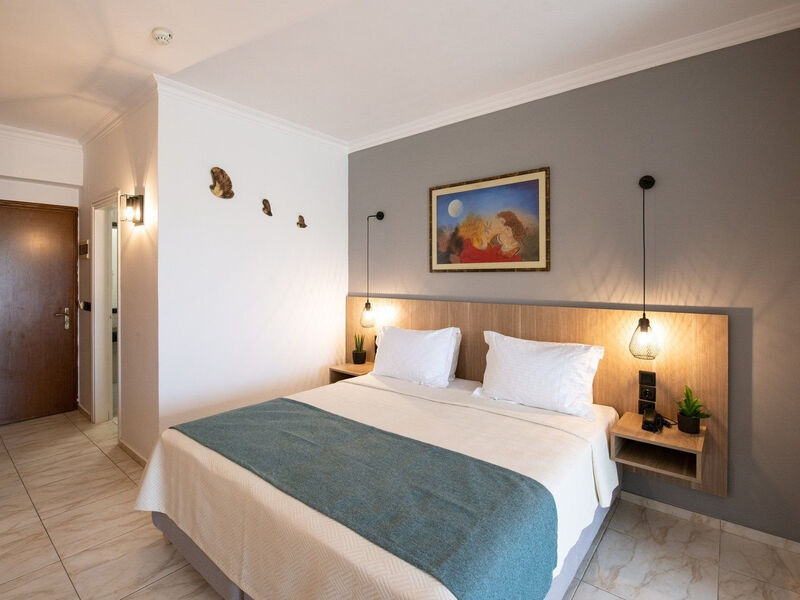 Selini Suites