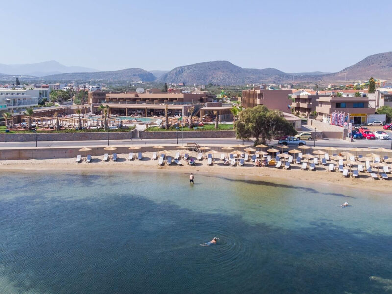 Senseana Sea Side Resort & Aquadventure