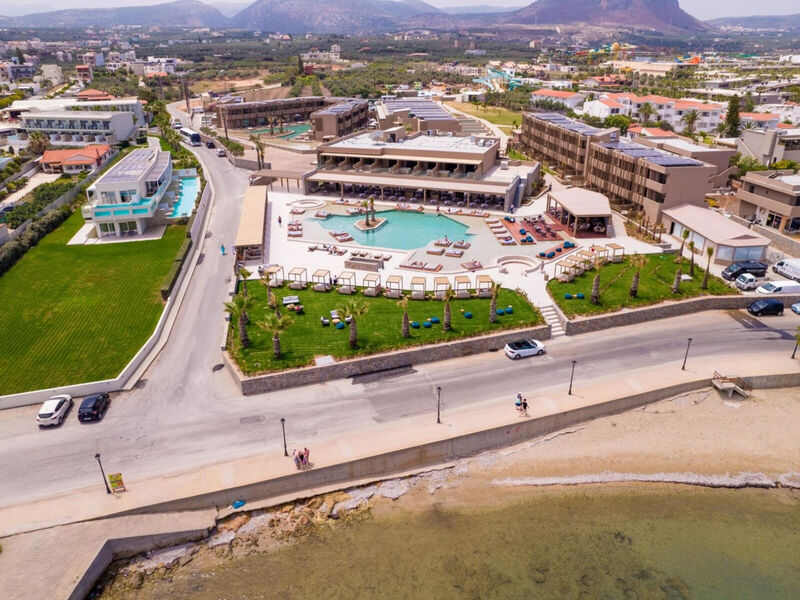 Senseana Sea Side Resort & Aquadventure