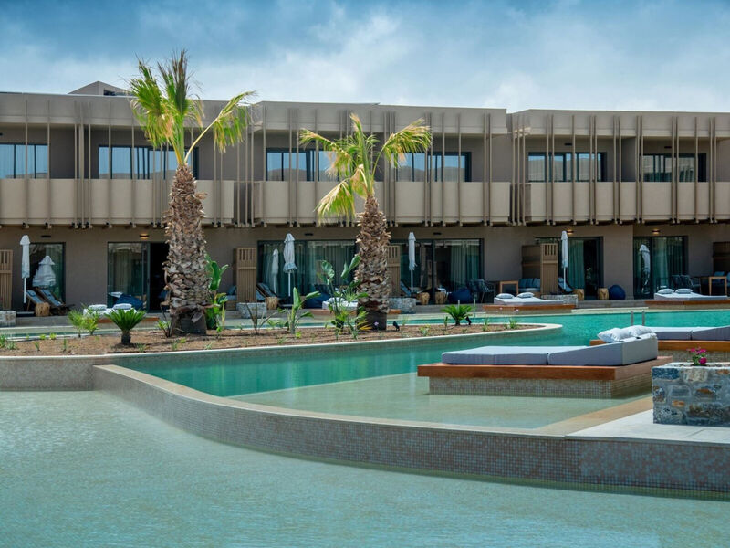 Senseana Sea Side Resort & Aquadventure