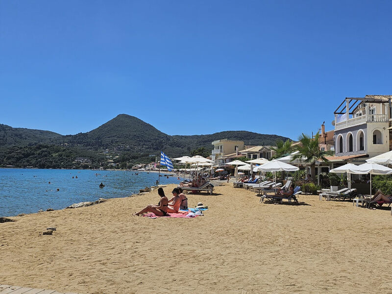 Apollo Palace