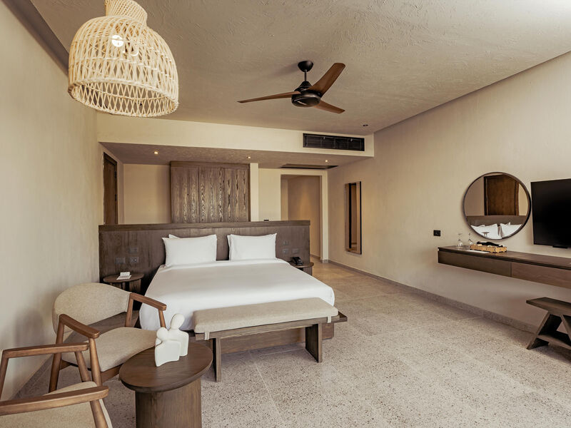 Sentido Naga Bay
