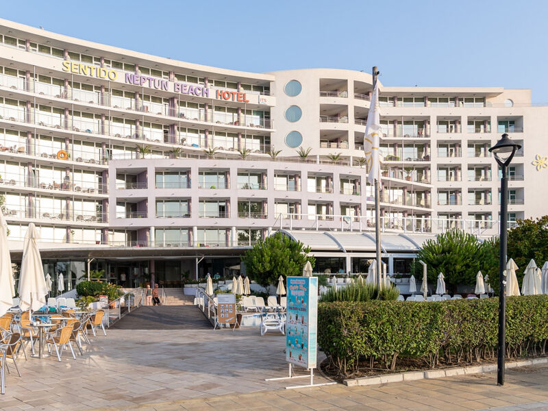 Sentido Neptun Beach