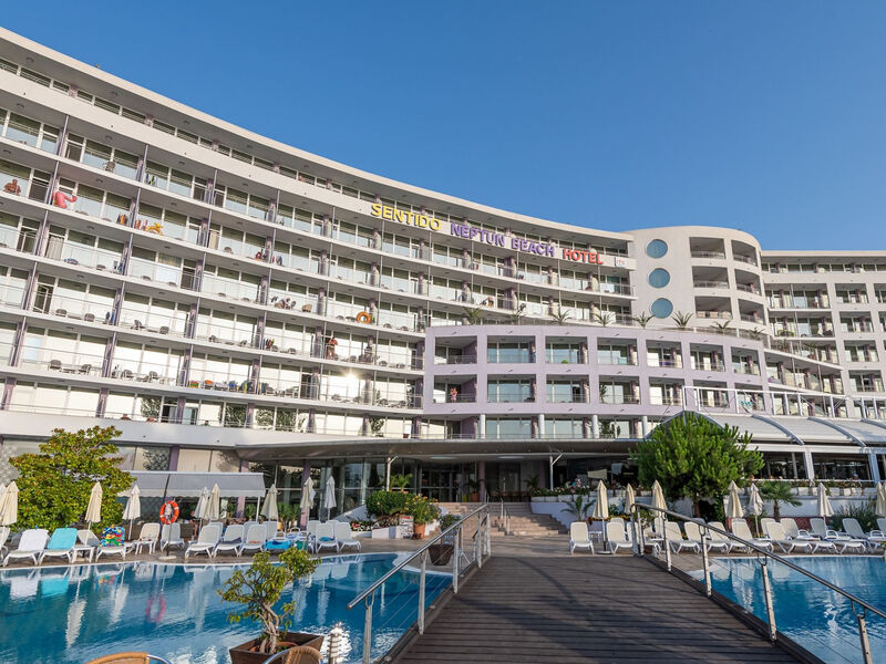 Sentido Neptun Beach