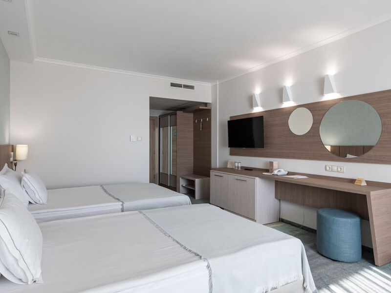 Sentido Neptun Beach