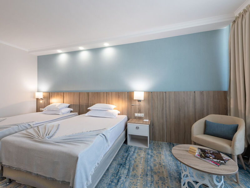 Sentido Neptun Beach